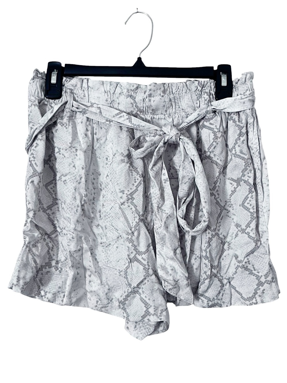 Bella Dahl Gray‎ and White Snakeskin Belted Ruffle Waist Pull On Shorts Medium